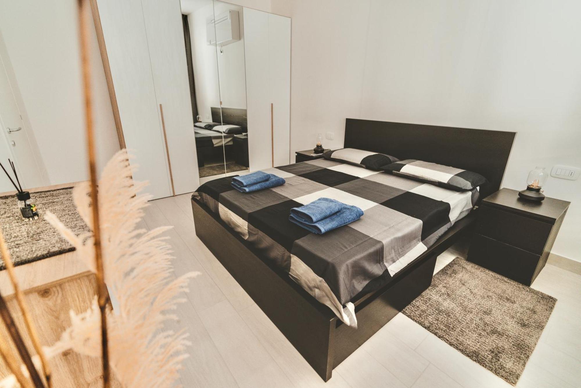 Exclusive Luxury Home With Private Parking رافيننا المظهر الخارجي الصورة