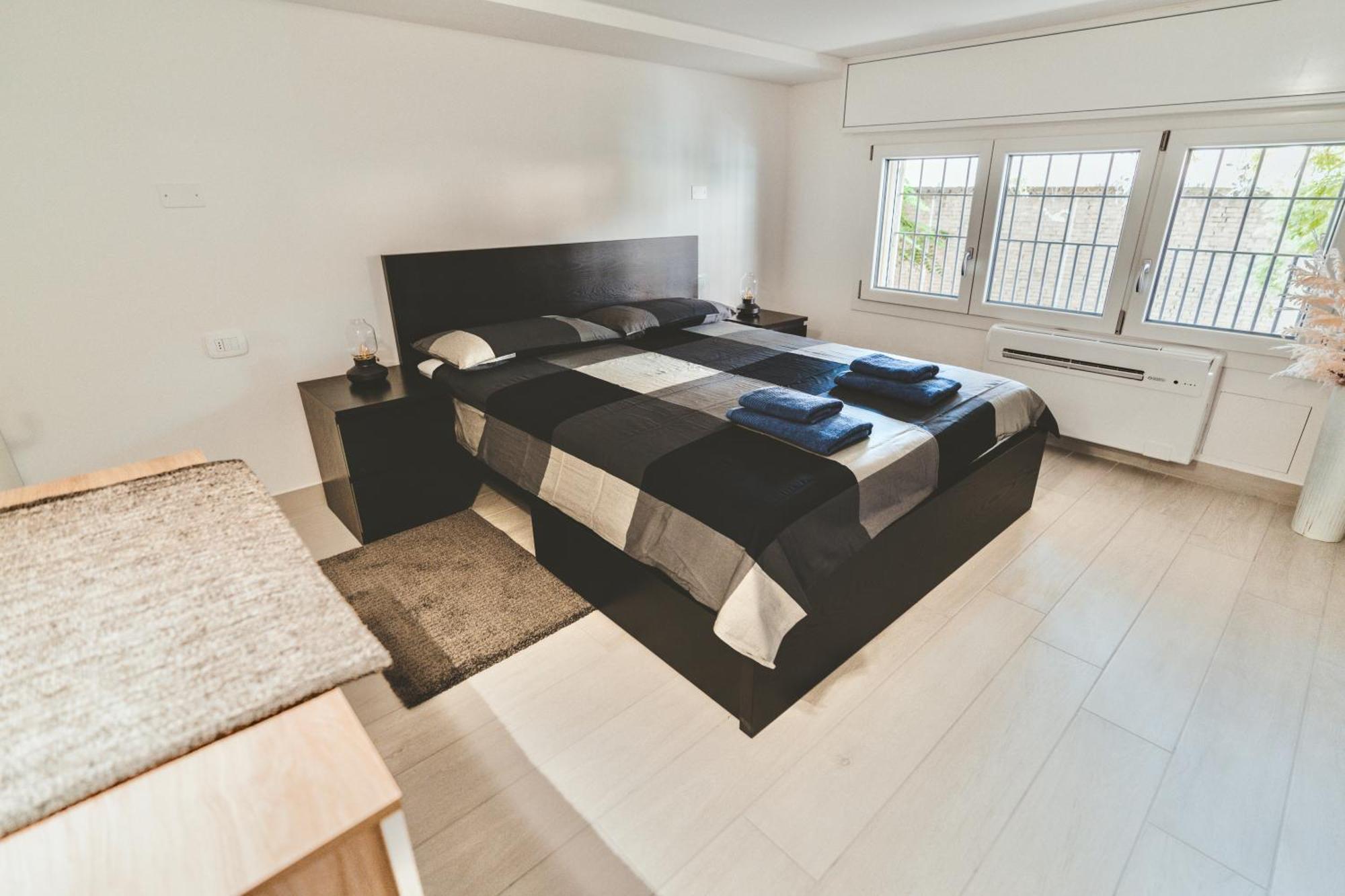 Exclusive Luxury Home With Private Parking رافيننا المظهر الخارجي الصورة